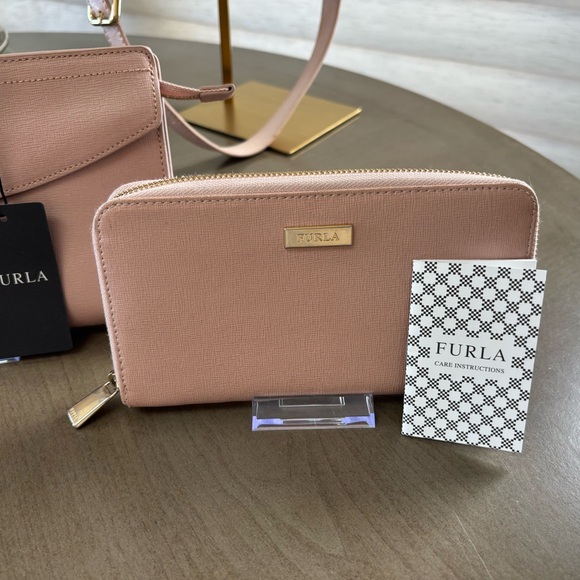Like new Furla Blush Pink Long Ziparound Wallet - Picture 2 of 12